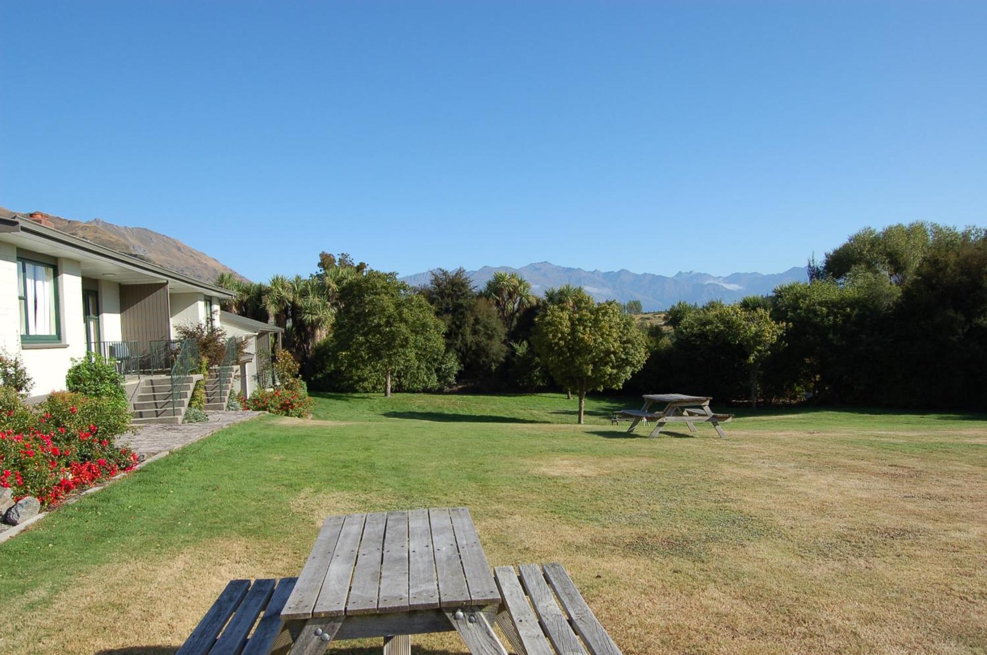 Wanaka Top 10 Holiday Park Eksteriør billede