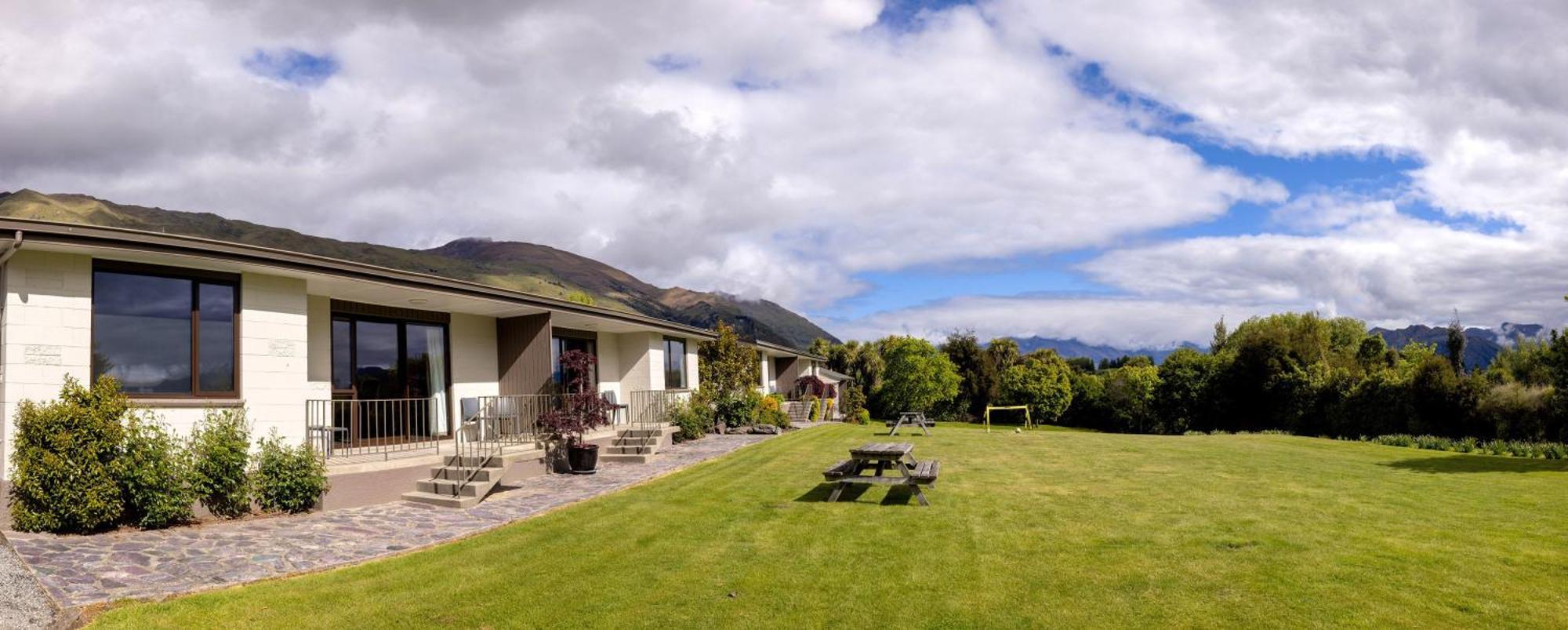 Wanaka Top 10 Holiday Park Eksteriør billede